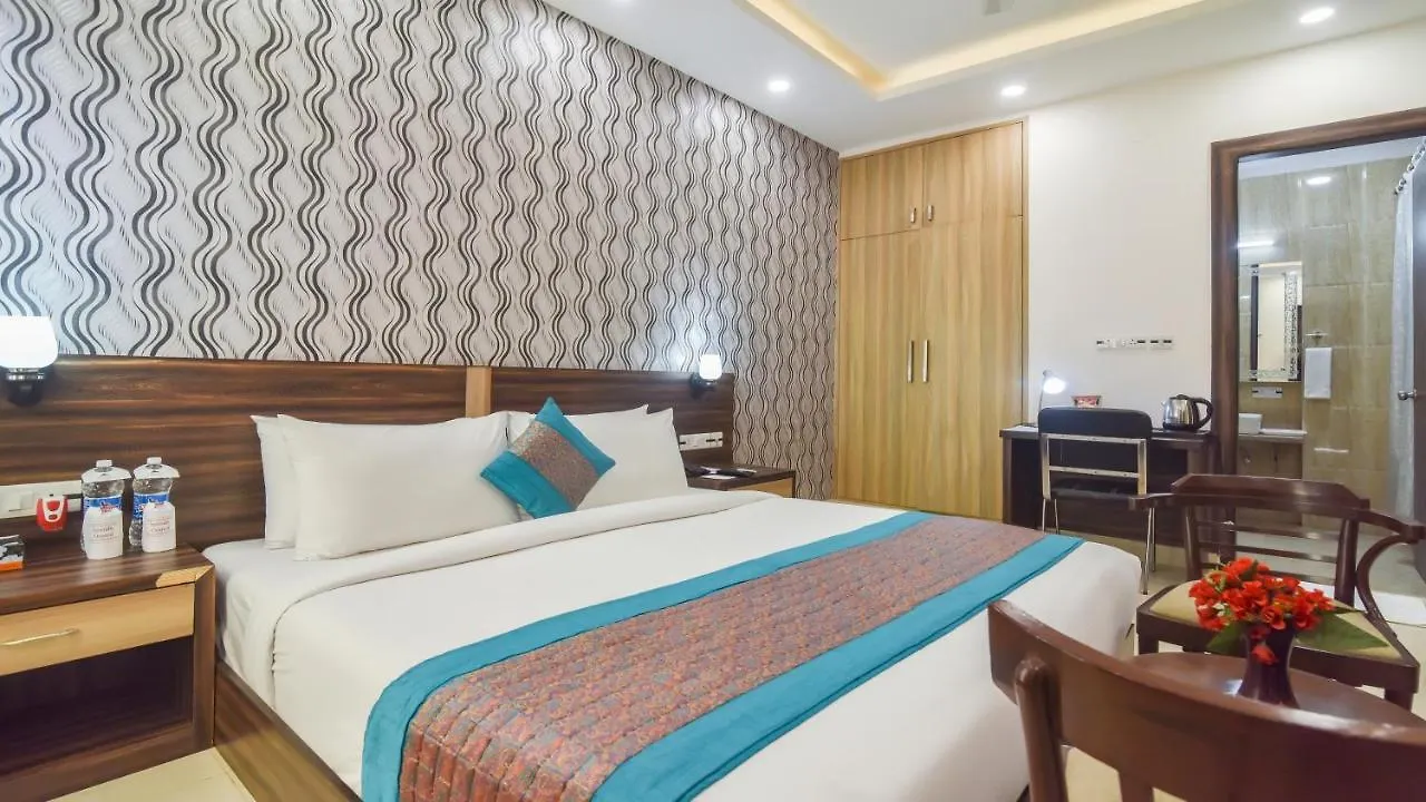 Royal Residence Galleria غورغاون 3*,  الهند